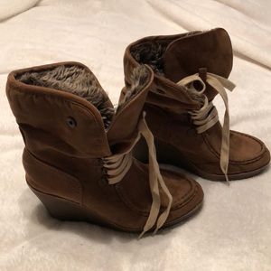 Mossimo Utility and Style Faux fur lined boots.